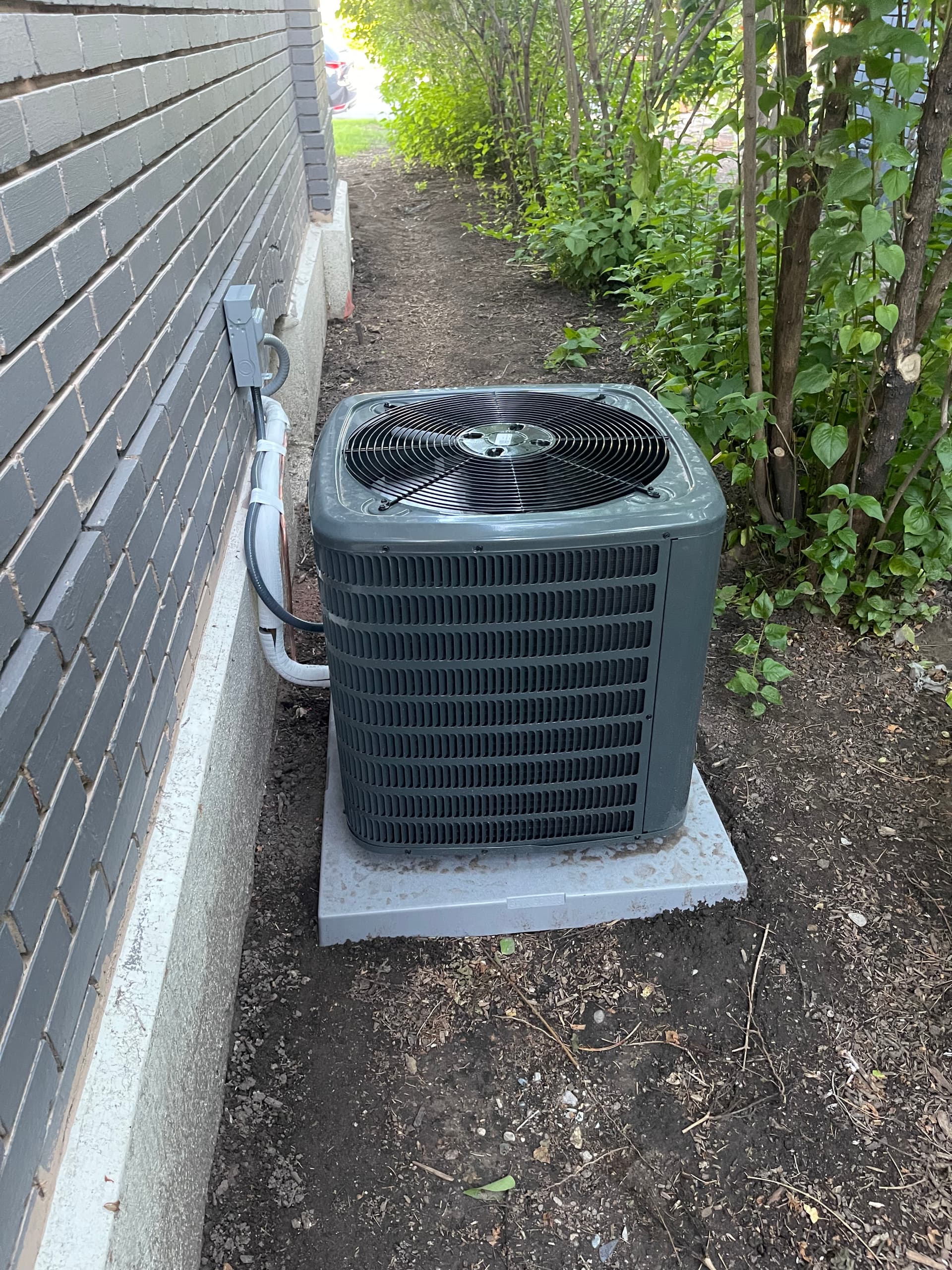 Gallery photos for 1919 Salt Lake City Home Gets an AC for the First Time!: Image #1